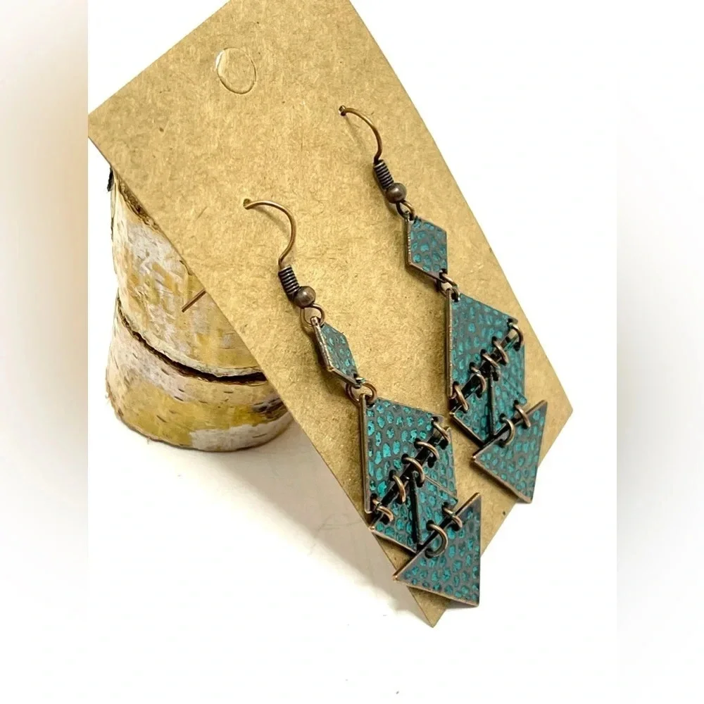 NEW! Geometric Antiqued Copper Earrings with Patina Finish. - Picture 1 of 5